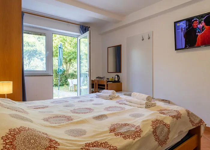 Garden Chiara 3* Πόρετς