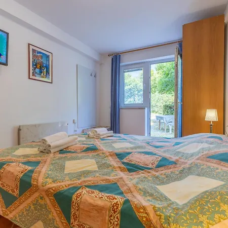 Garden Chiara Konukevi